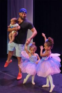 Fête des pères : vidéo drôle Youtube de Marc Daniels, le papa danseur de ballet