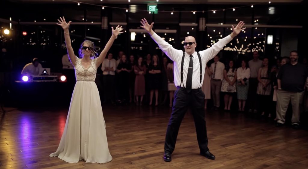 Fête des pères : vidéo drôle Youtube du papa qui danse avec sa fille à son mariage